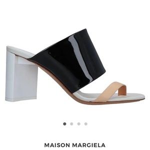Maison Margiela thong leather sandals size 39
